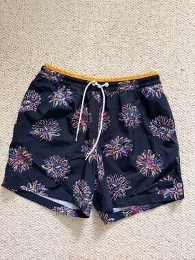 Chubbies George Kittle 85 Mens Swim Trunks Small 5" Floral Black Liner Removed